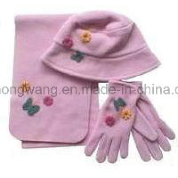 Customized Lady Knitting Winter Warm Polar Fleece Set